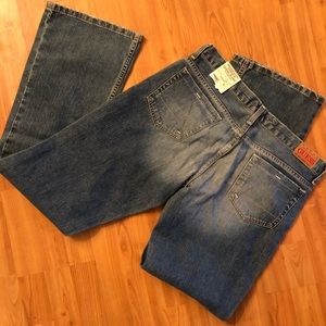 Guess jeans, NWT, size 31, boot cut, cute!